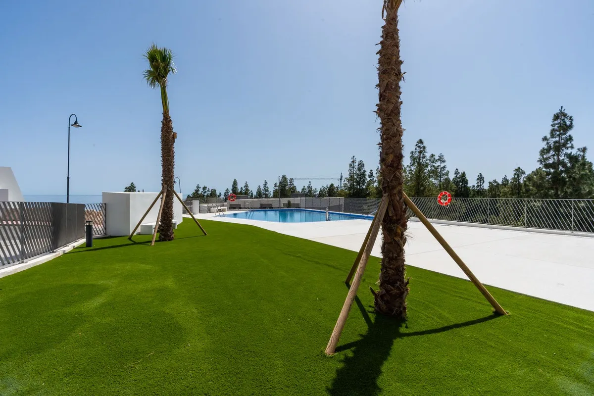 7fc7e3f0-23be-4dc9-bdf8-f1a97068a3b3