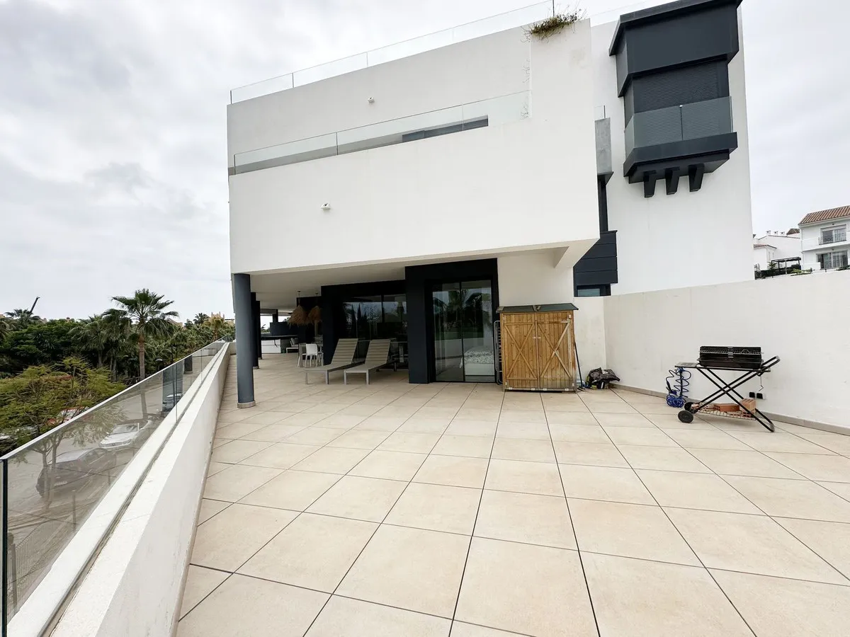 c14ec8f9-e65d-4299-82f3-e4f9ff3cf942