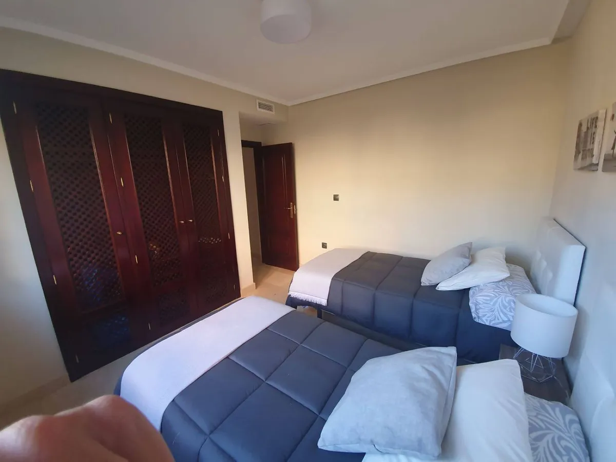 493944f0-c8c0-4f93-b343-ec56ae6aaafe