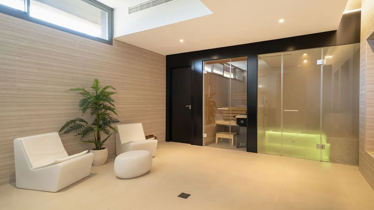 edb7c4f5-c5ac-4658-9cbb-7ad551579075