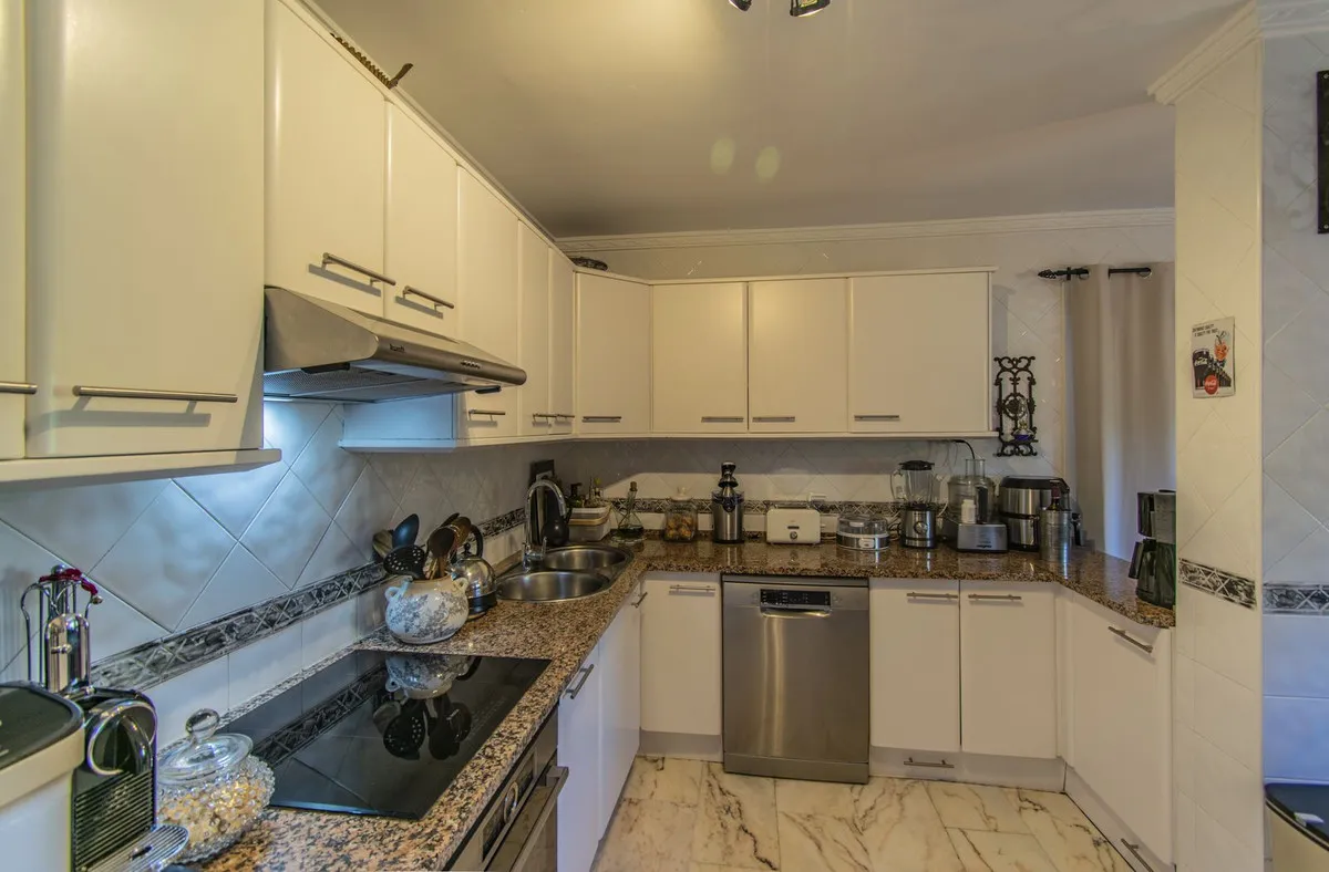 3f99c426-53f8-442d-8dec-1f541b3dea7f