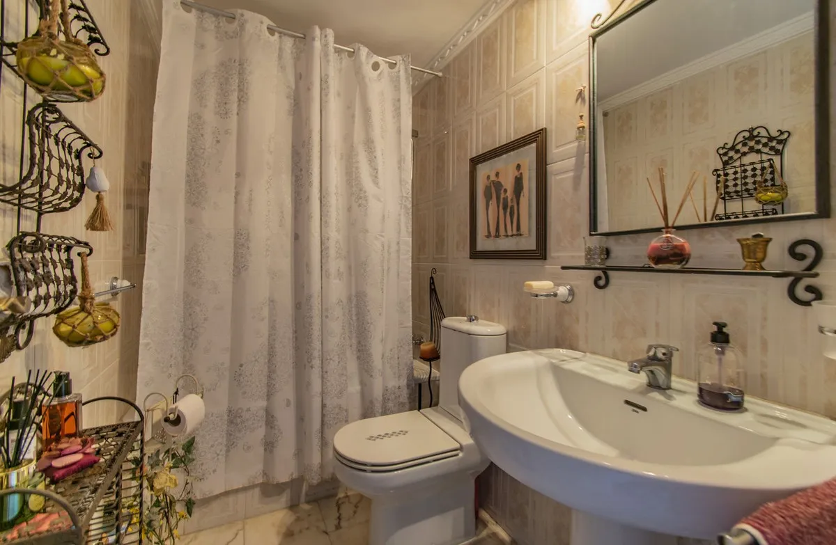 6ab438ab-20f3-4032-a6a4-c637b791b05e