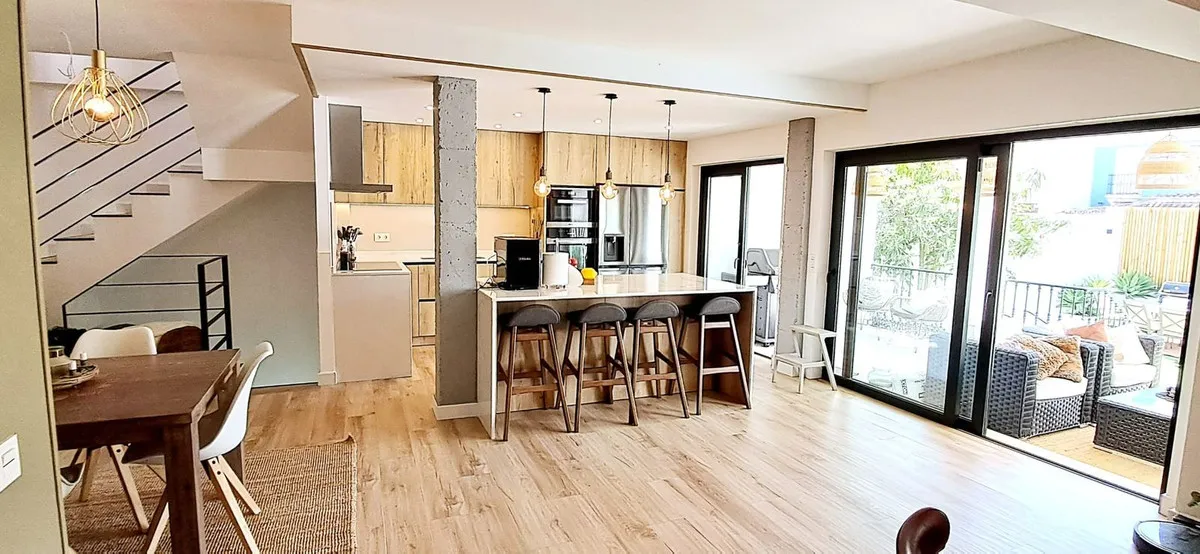 0b841a30-f4c9-412c-8596-f3013b2e1d64