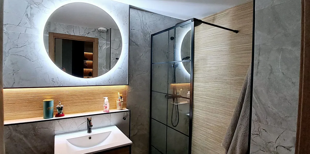 97048260-d508-4716-9f7b-c71b299f3bf1