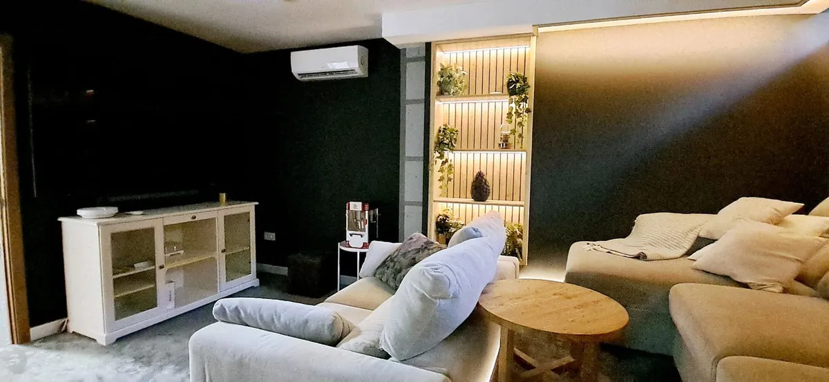 c58584c7-5144-4144-b897-6733b8b58a1b