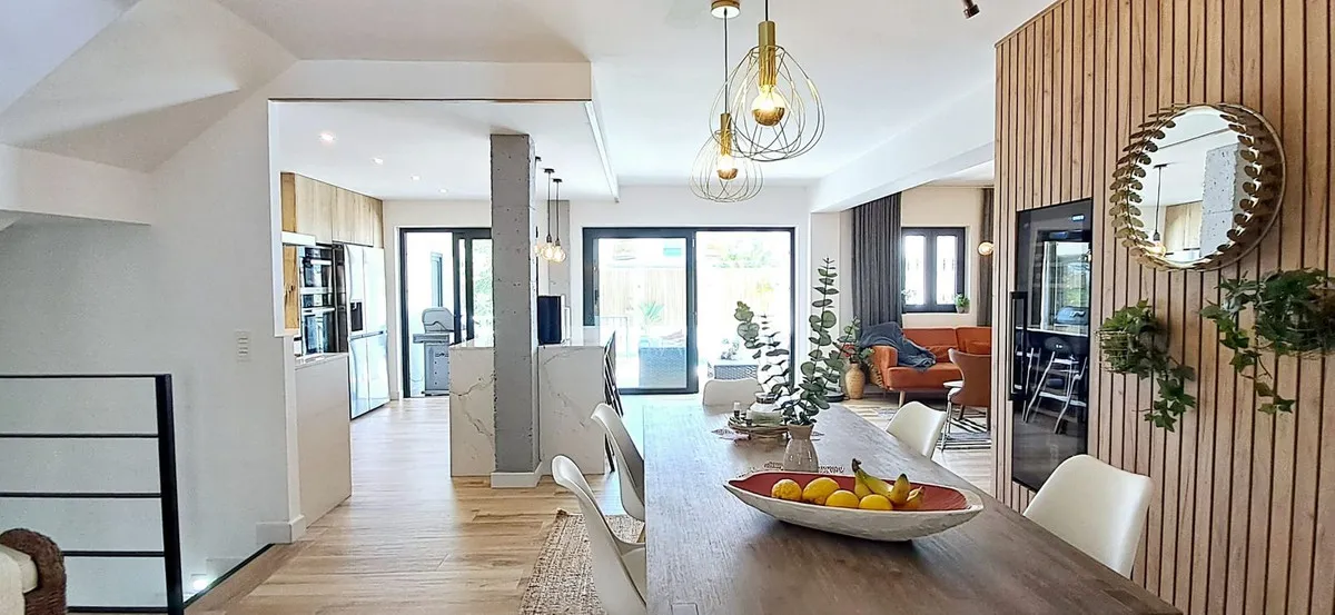 d8997ff5-e90d-4d31-8f48-30ac69839d13