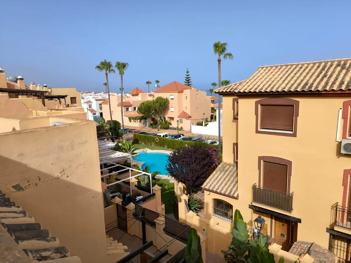 4108018d-50ef-4b75-9f2d-32a3130e68b9