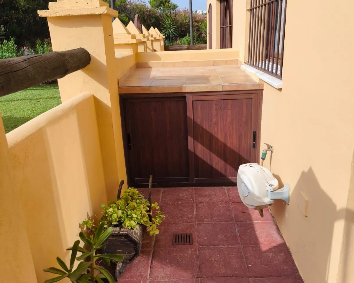 5b734363-8f05-41cd-b144-2b22151e41ff