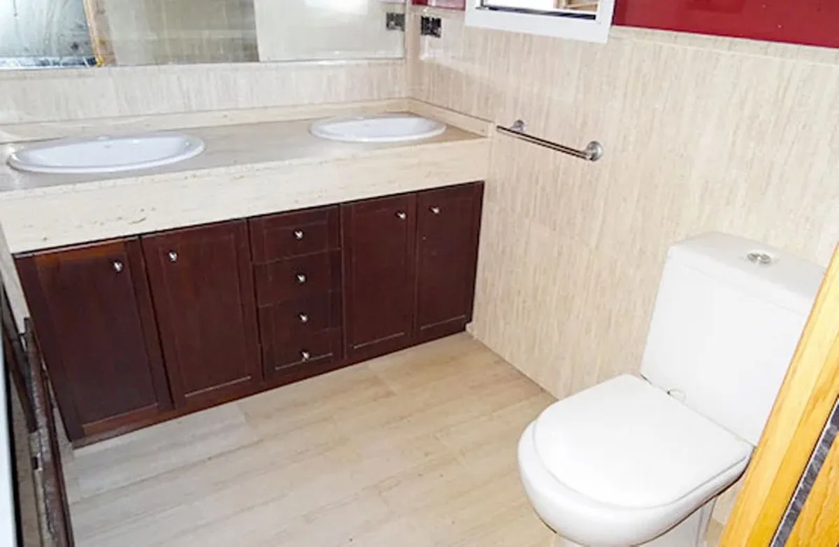 db6089e5-f753-450e-aba7-cdfee3775a50