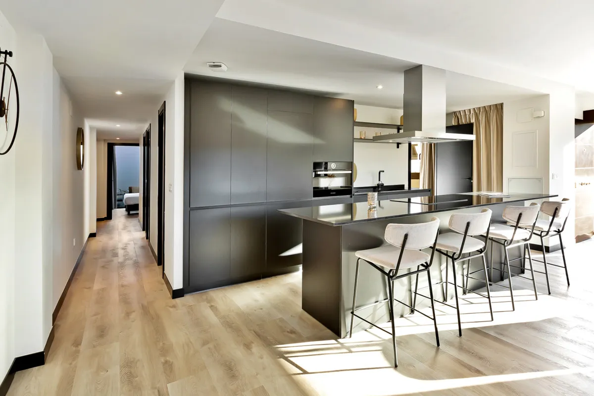 86d2b3db-c6c3-4702-b832-7ccb4376de67