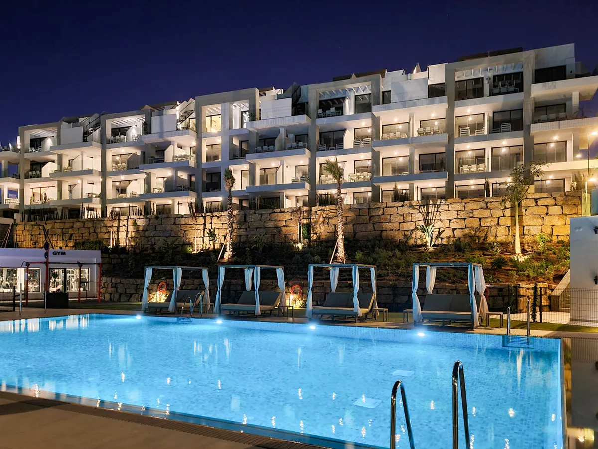 b37a6933-f4a3-4d5a-9ec8-e181e2c532f5