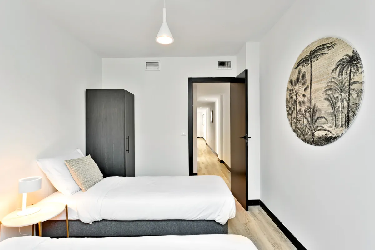 f4ac5c42-d626-485c-b863-a71a099b2fab