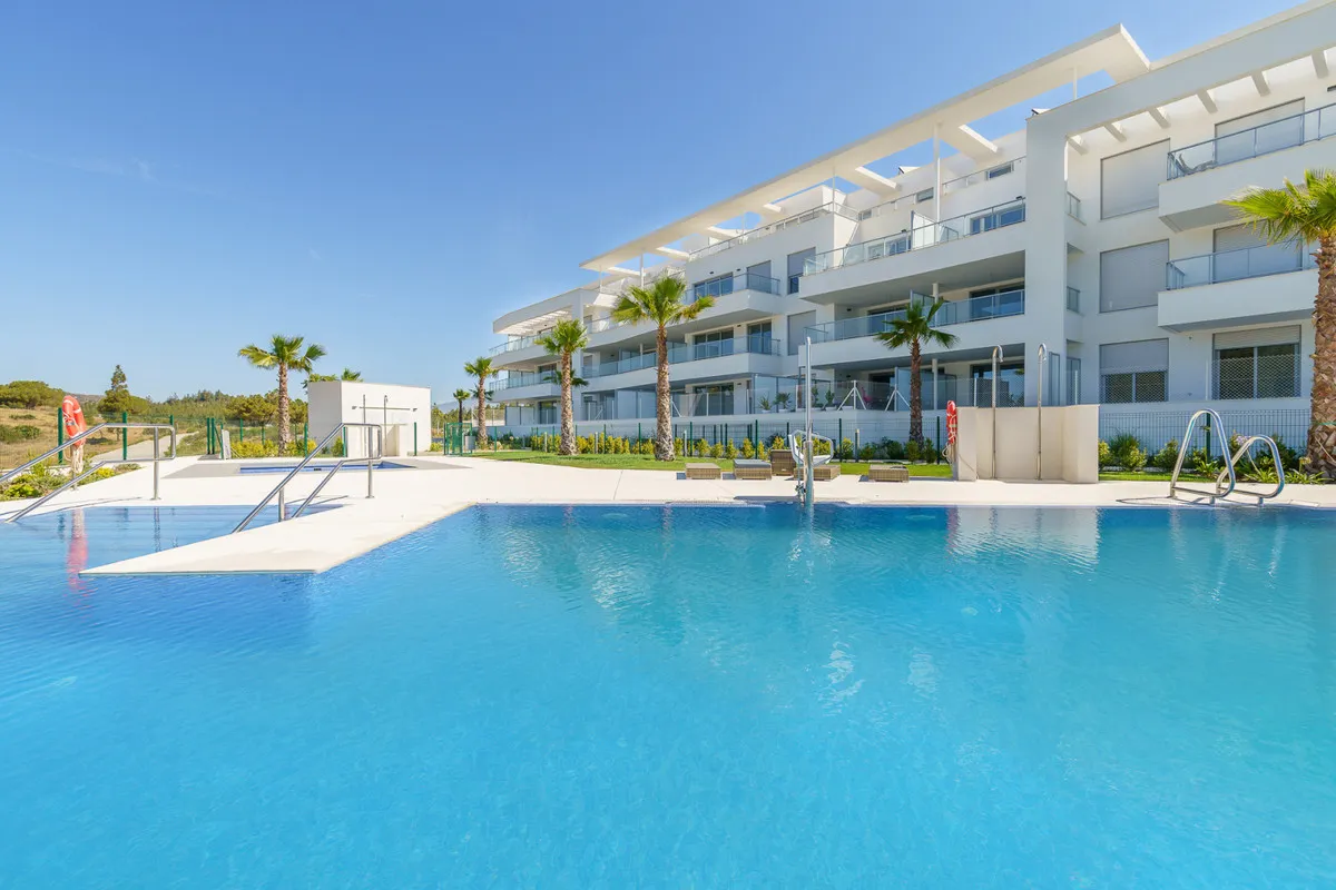 c6b995ab-5c96-497b-bca6-691e2d3257d2