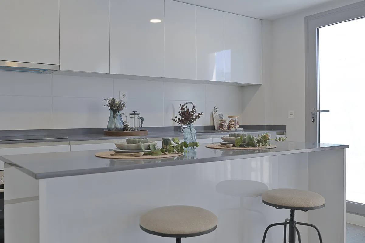 f098cfb0-d43a-450e-87fe-7294c46137c2