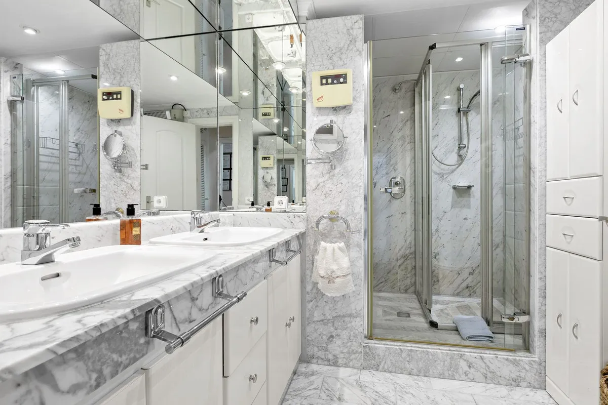 c4a2bfd6-fbde-41b8-aba1-a3505e71d002