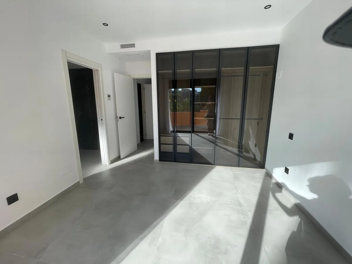 1a421fc5-8f88-4727-b4bb-937c21d51b26