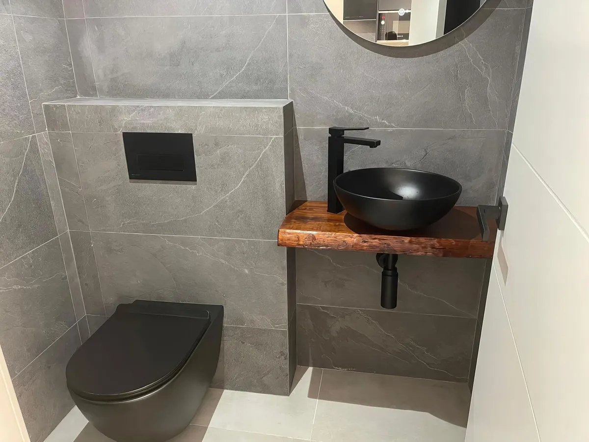 30ee76d6-5100-4cfa-82b0-a2ce83ead167