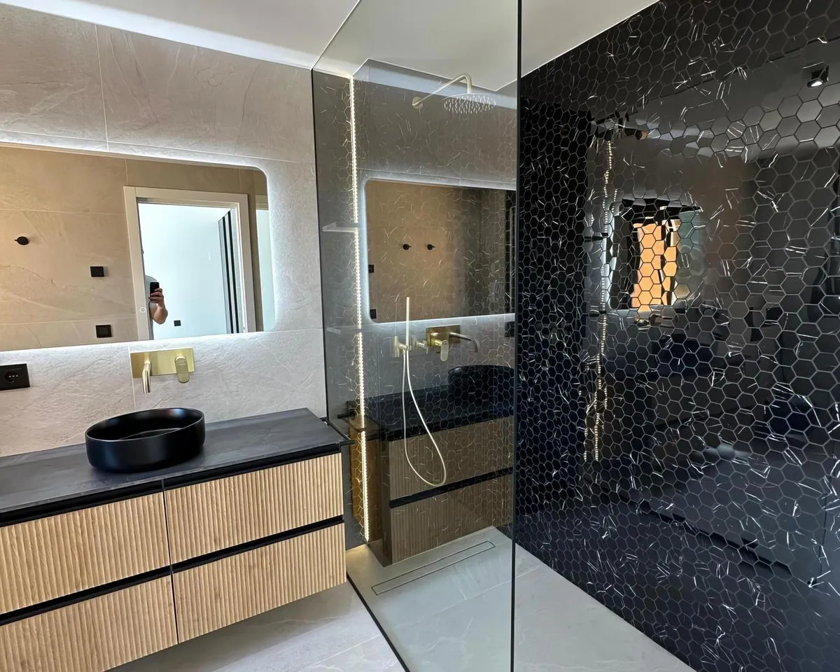 fbc08c66-2e3f-42a3-ba98-cae99e98ba88