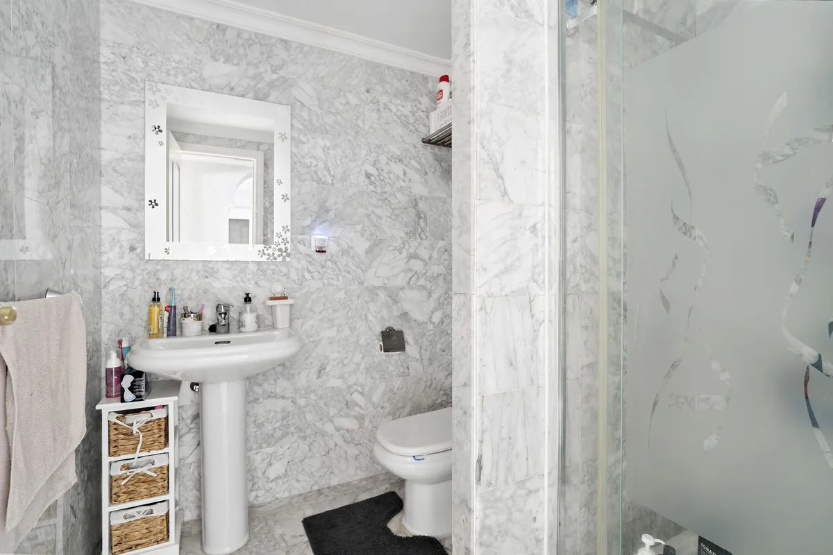 427fac64-4996-46be-aef7-d141109fdba8