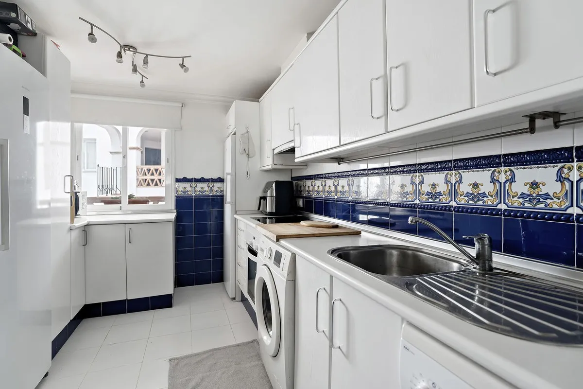 ddd9fac7-2fc8-4695-b578-38d5fa9ef9e8