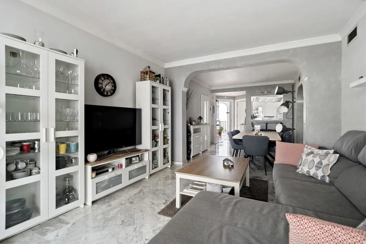 fbfa628c-31ec-44a0-93ba-36c62df3edd5