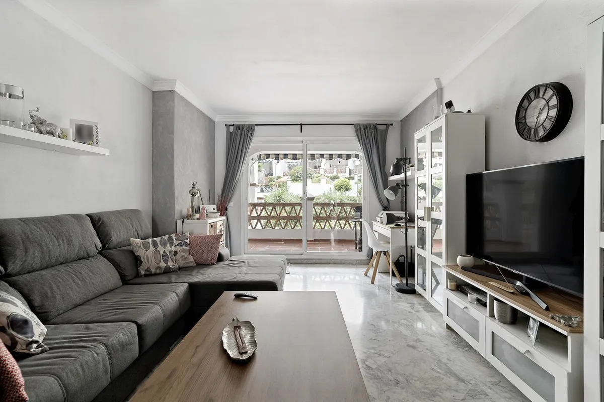 fcc6e38d-297f-4fb8-a9c2-18536eff04ae