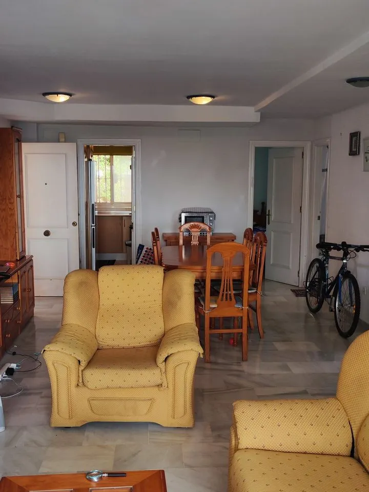 8f806e0c-8665-47ac-a292-f6f651fd1c9a