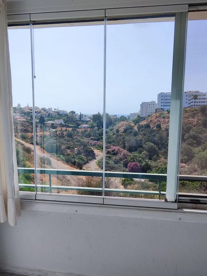 982096be-7238-435d-a19b-fa1020c58b5f