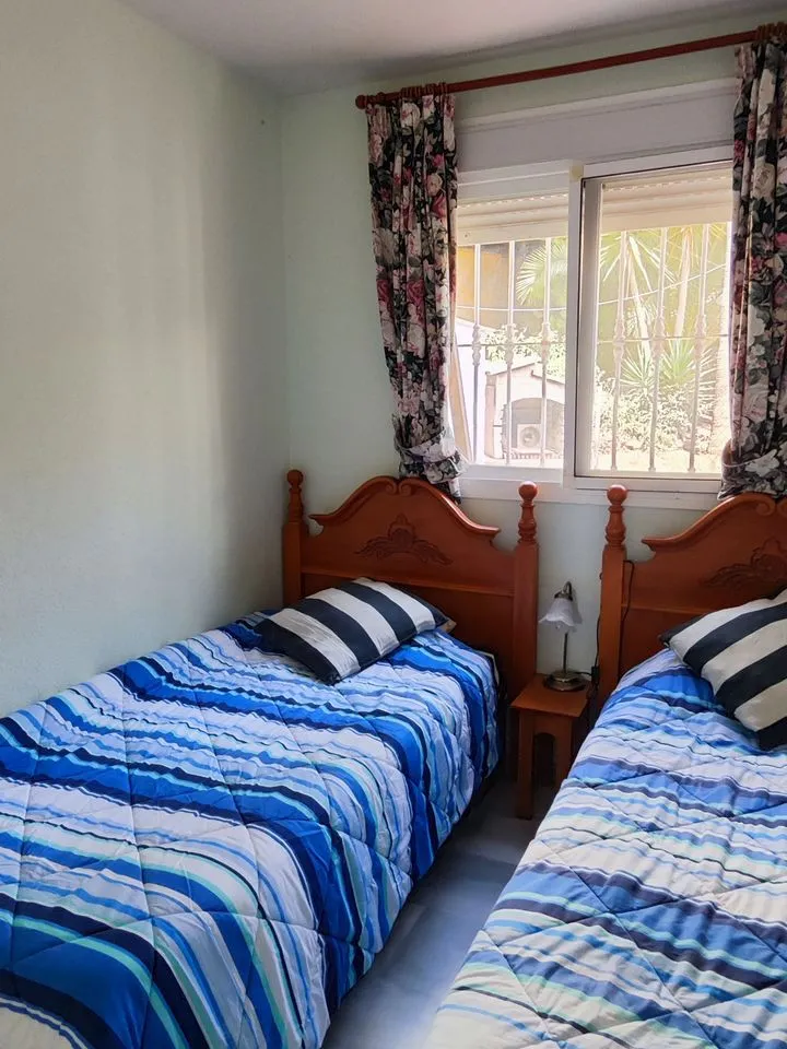 b998666c-6b80-49fb-8bce-1c9d136998e9