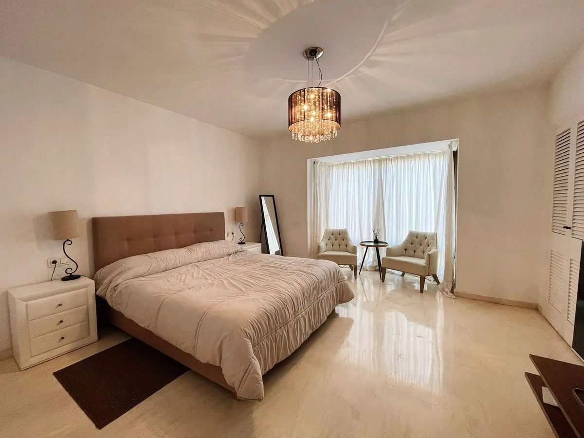 5fc978e0-0a69-428e-92c3-2c1d4f02bb48