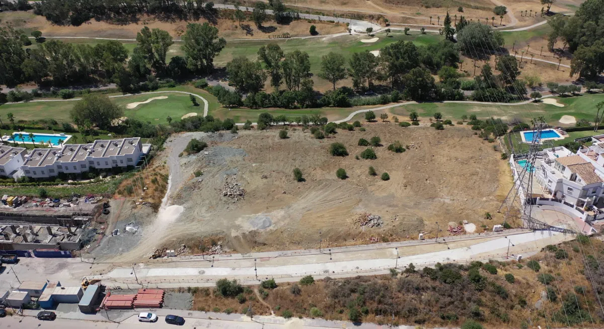 5ae582f8-75e8-48ac-b13c-a469f68313c7