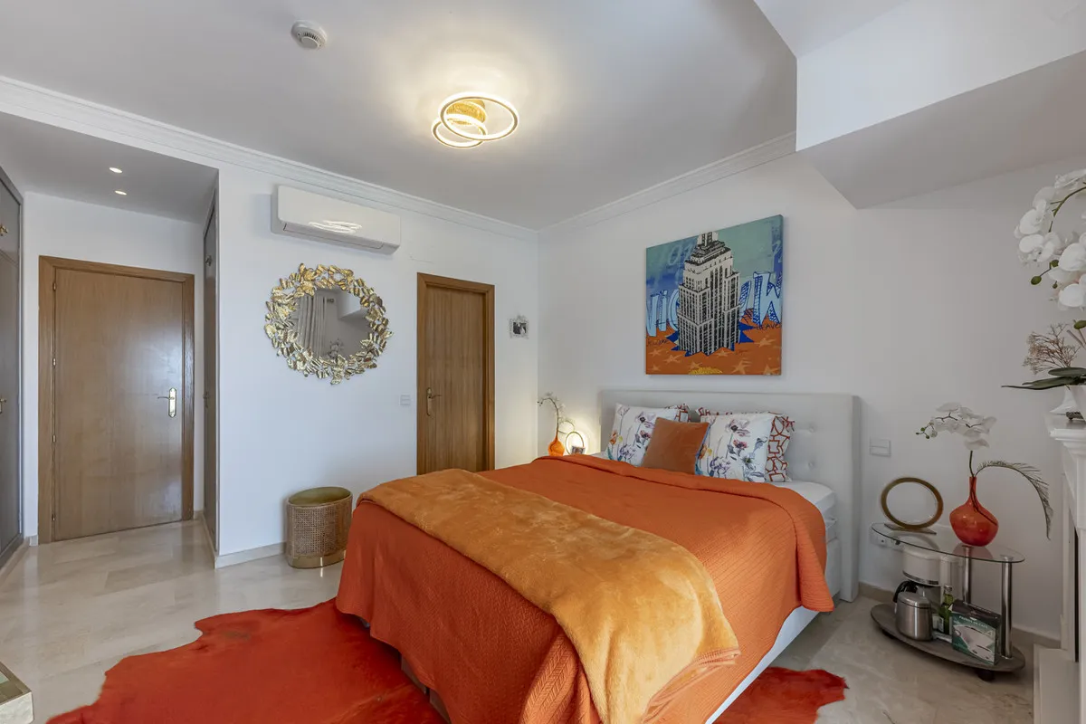 16944275-84e7-4616-832f-3e3a112b84c7