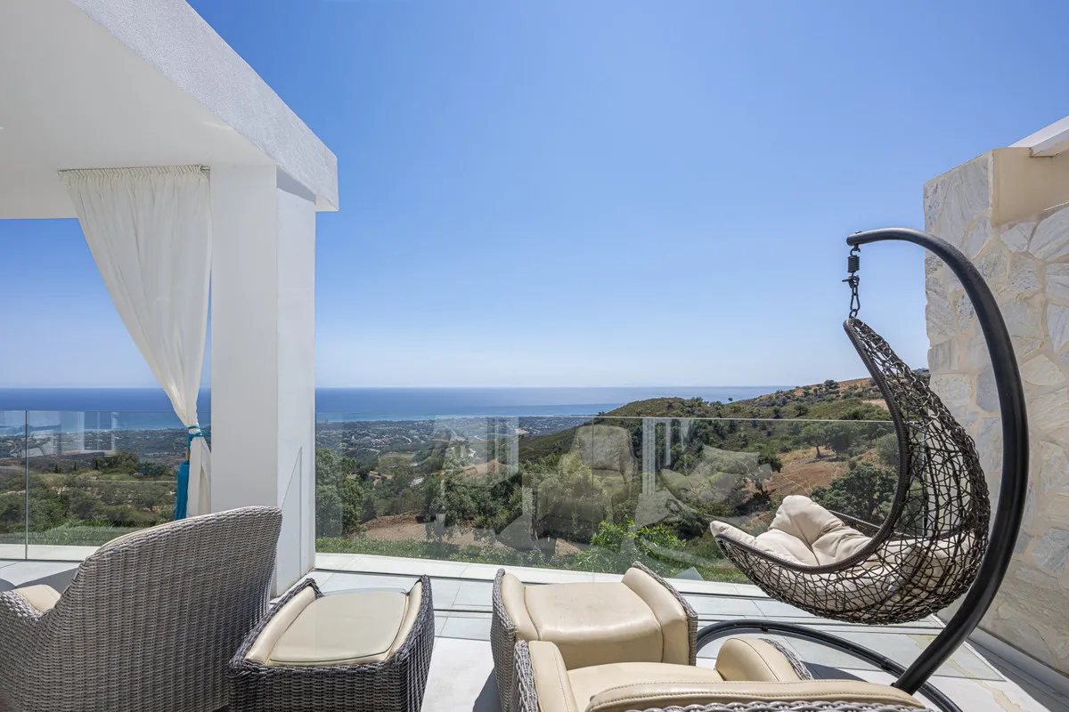 218e78ca-6c3f-4e1c-8bcf-f5b6de54c11f