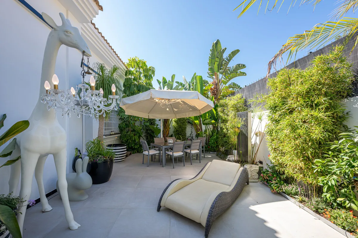 32aaf0af-17bf-4ea1-803f-17e17f3232c8