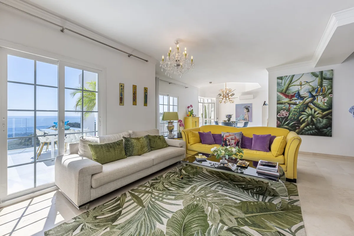 483bcc77-6852-4165-b5cb-23d5970e2dfb