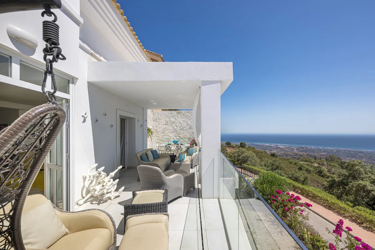 8f700da3-78d3-4c82-b02e-d1061ae2bccd