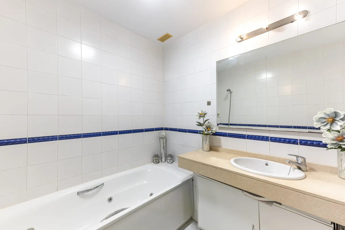 da7b45b8-d496-4d61-bb95-f28a28992ed9