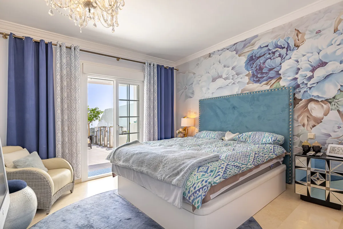 e381d433-c67b-4836-9b41-0c5ab07bdc2f