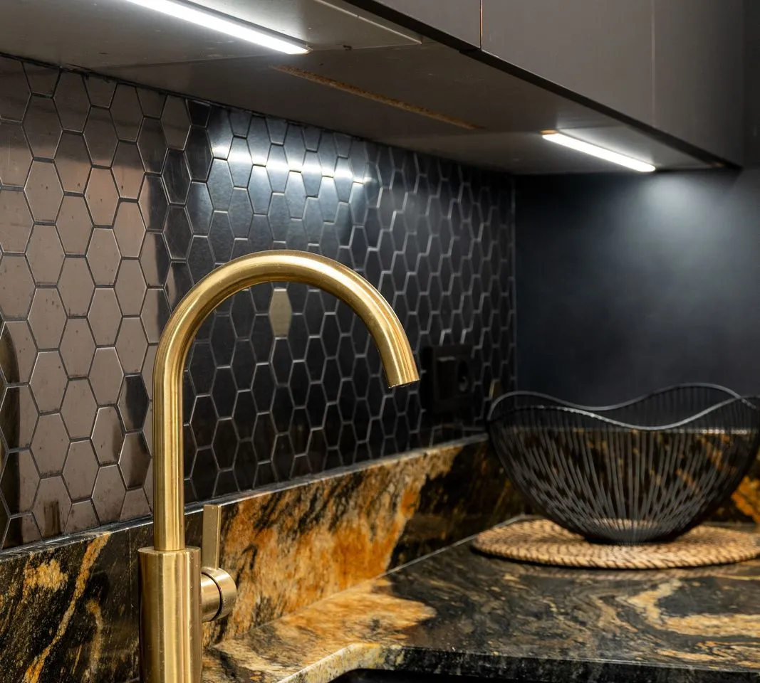 bc8373bd-cdd8-4ddc-9ff8-aeed8dbbdd69