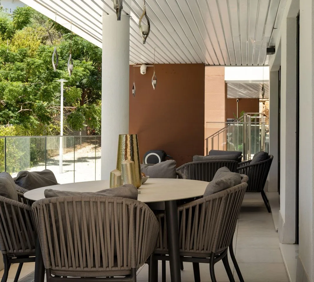 ee75d518-5912-4050-a3b3-5d6eed1fdba9