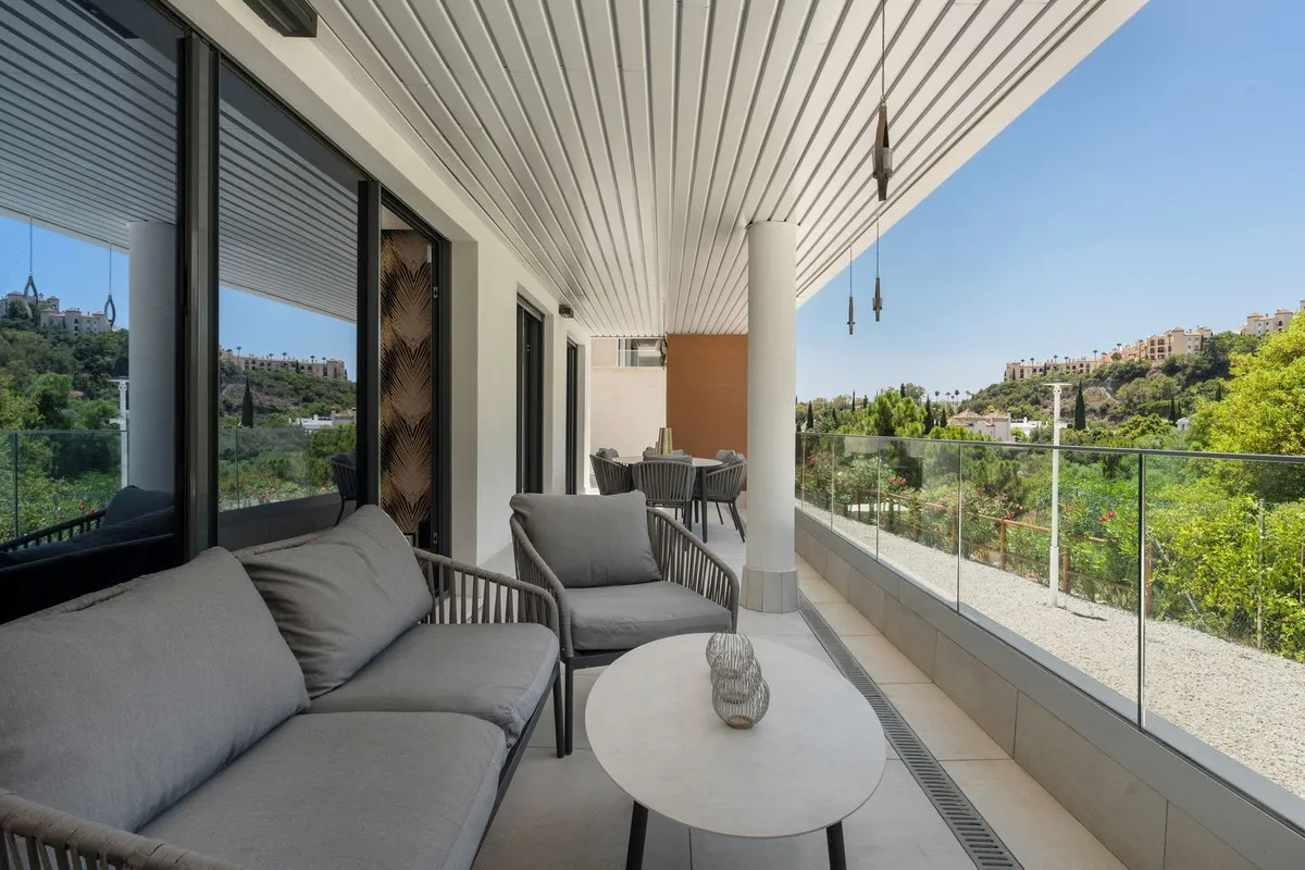 f155f2b7-b345-43c6-bbad-2b03aa1f55c6