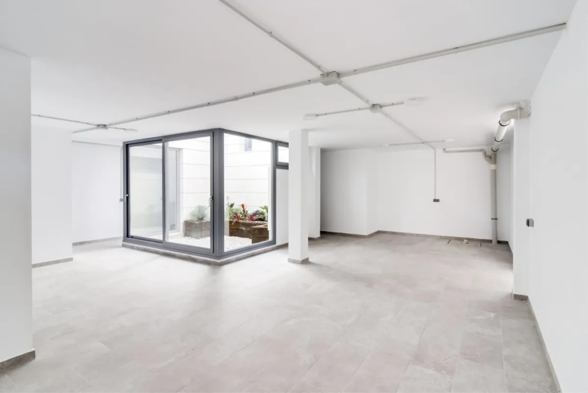 e8c04e81-fbde-4601-8d95-565323258cd8