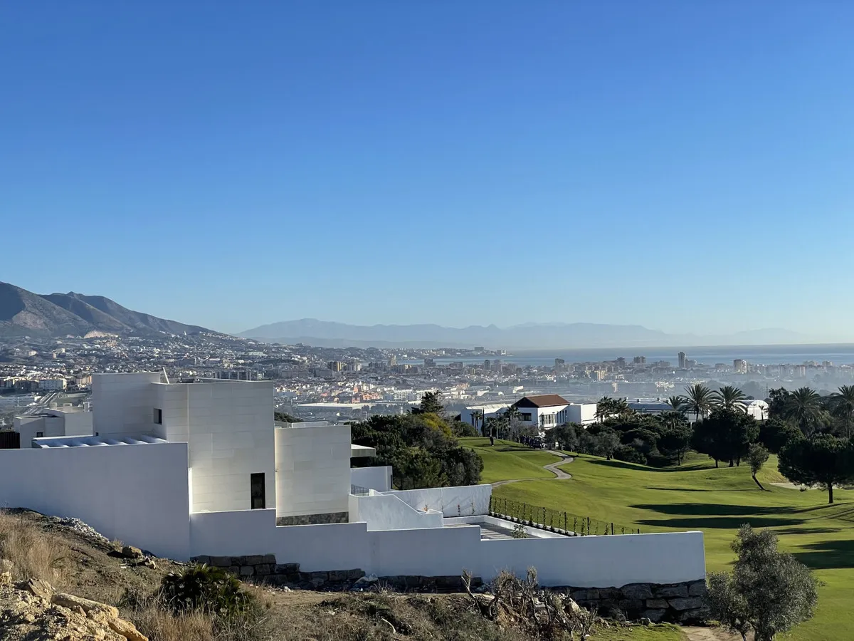 fd04666b-b953-4160-81e3-d05398fbc3fa