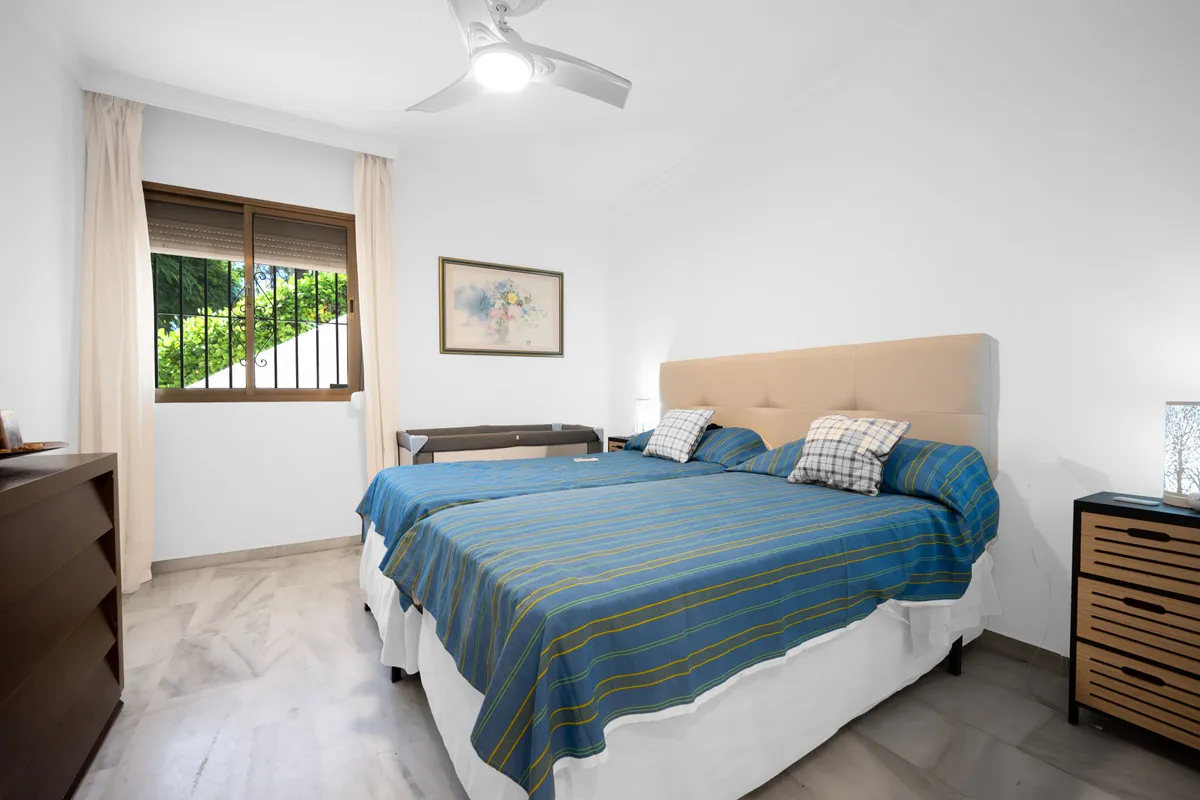 160dd3a6-33e0-4a83-acb6-1fb9748984ee