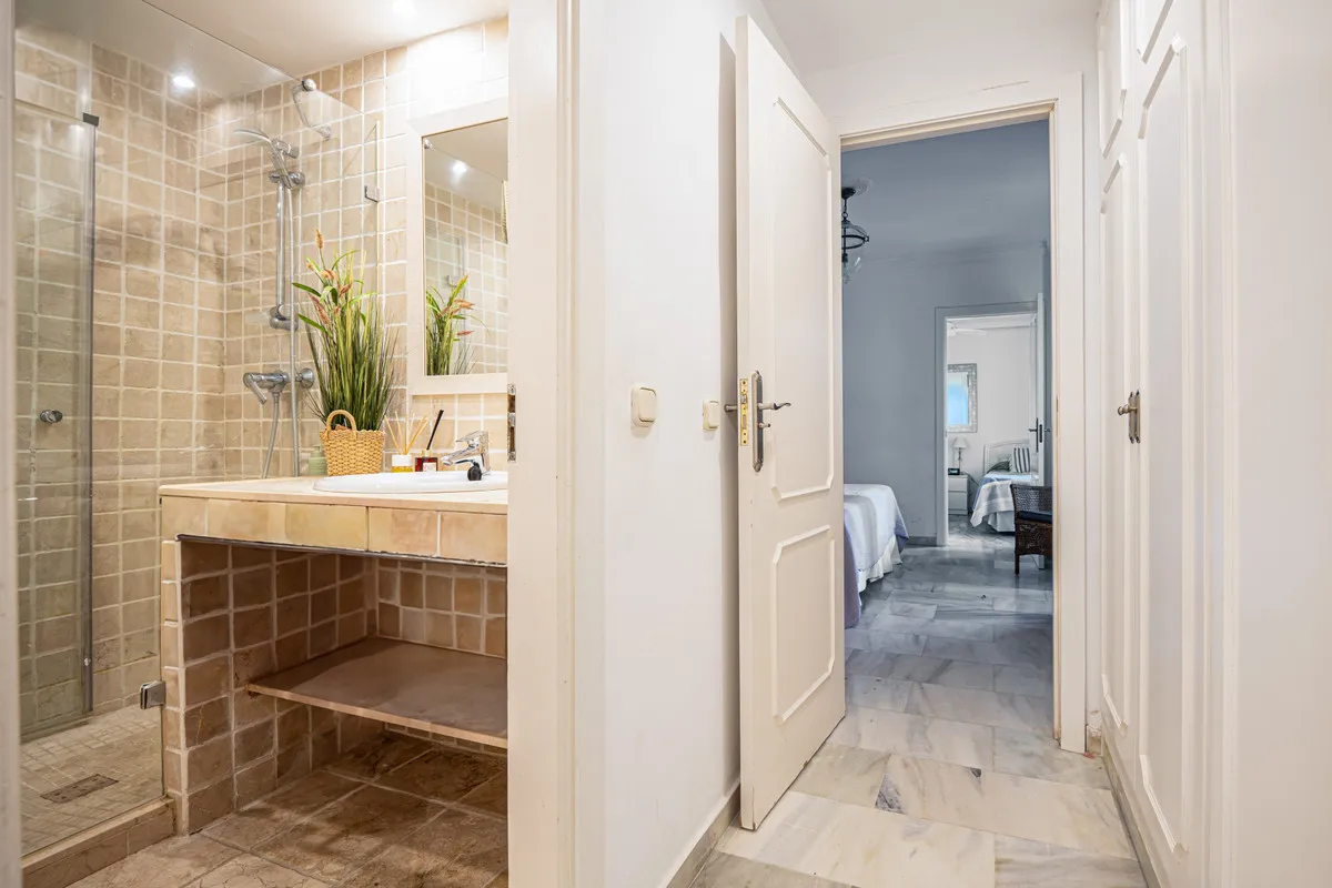 54f20c81-6ca5-4670-b502-648d3f5fd90f