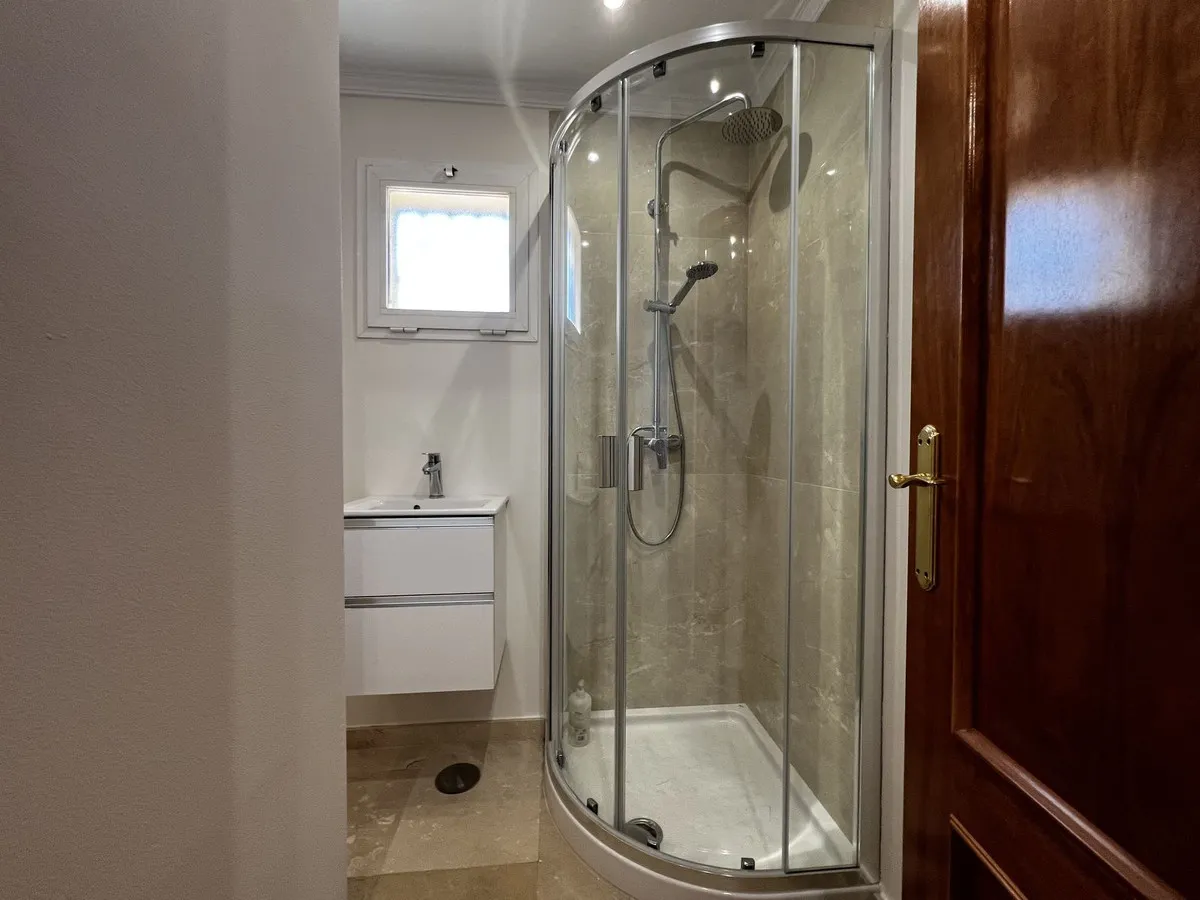 fceb7ea3-b7f4-4f05-b587-36e24b5c925e