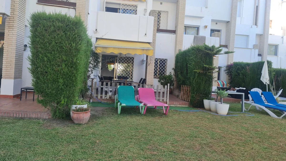 03f0c62f-d4f6-4b65-9b59-bfd192fbd274