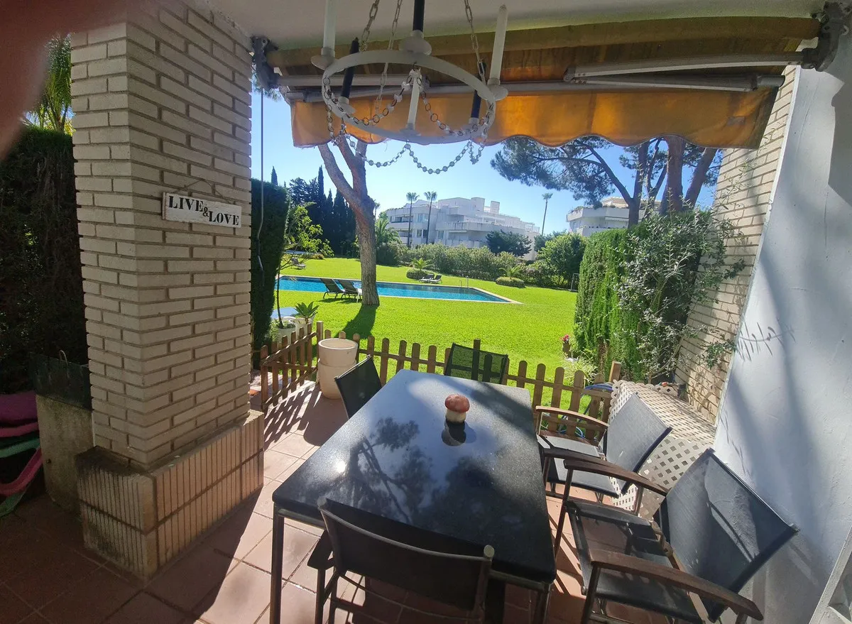 09dac298-04ce-4322-b0fa-d8a0edebd248