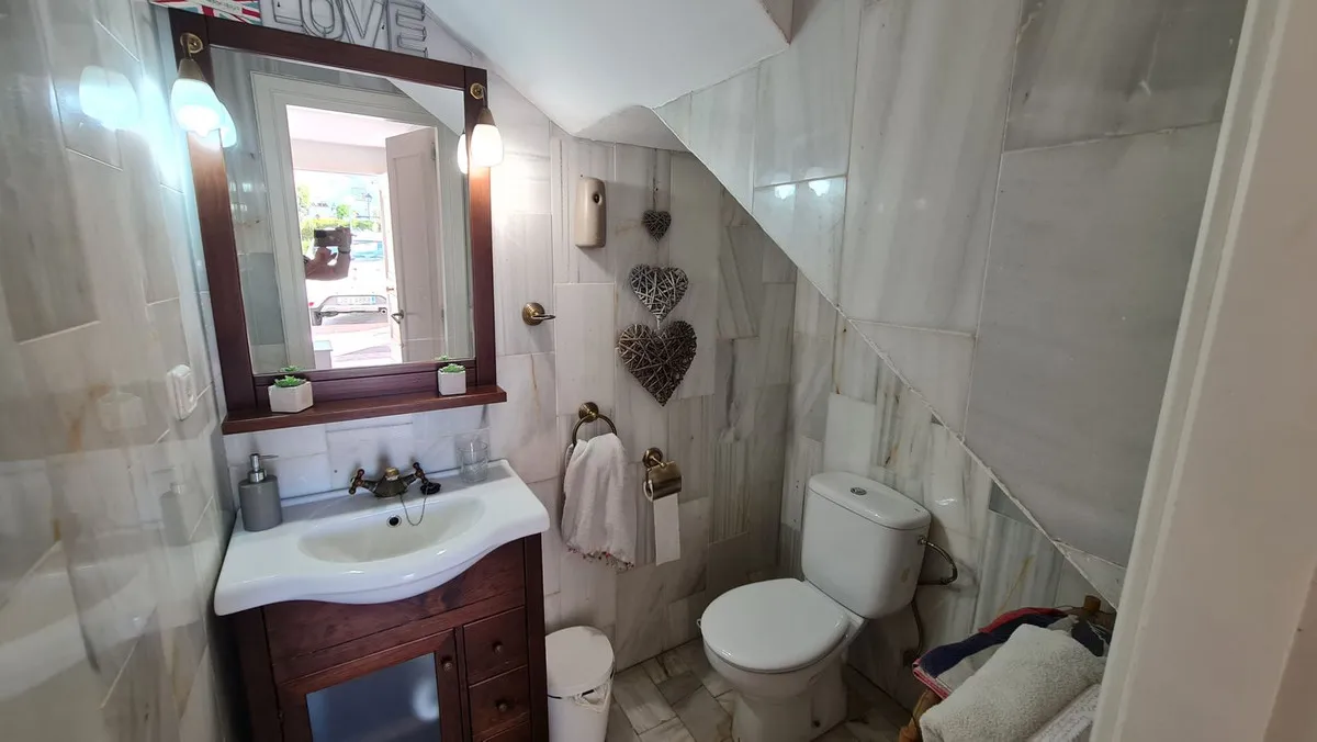 5408ef00-8823-421f-bb44-c3069fac7a52