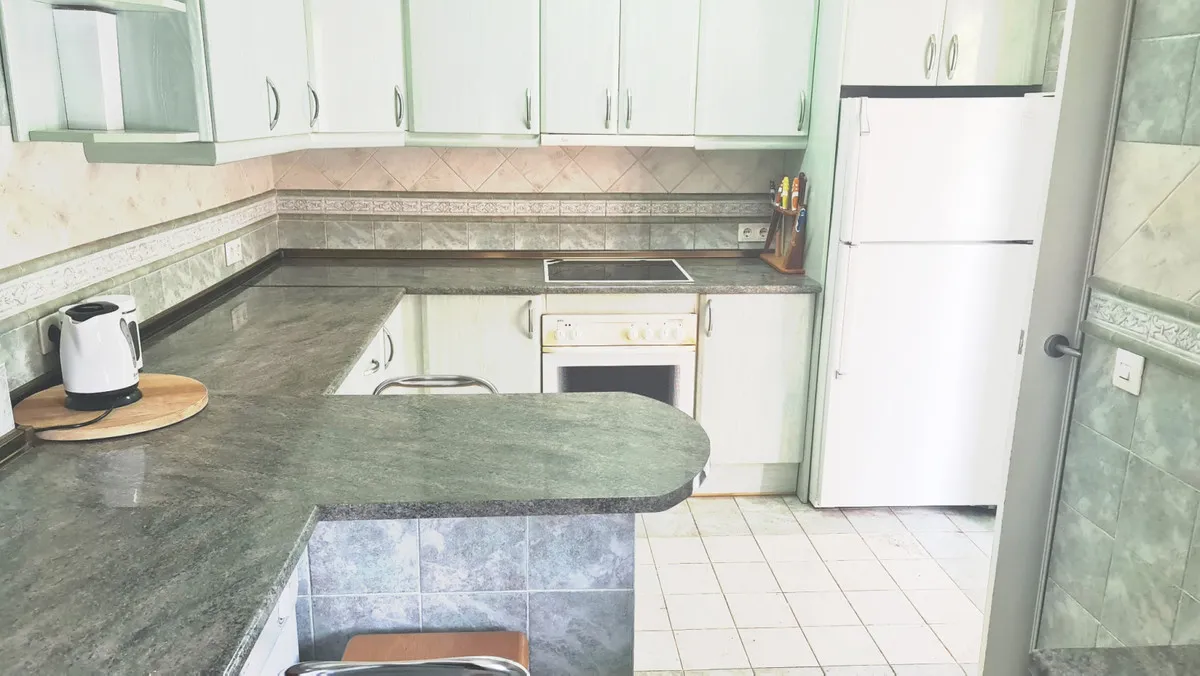 9ff392ea-2ce9-44d6-91e1-bf33e2761169